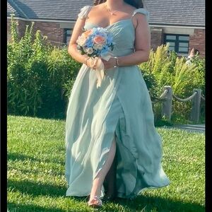 David’s Bridal Sage Green Dresss